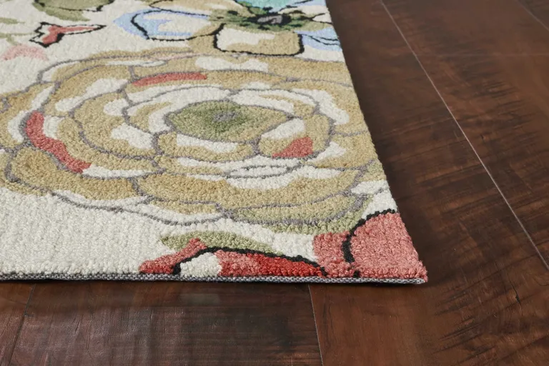 Sand Beige Hand Hooked Oversized Floral Indoor Accent Rug Photo 4