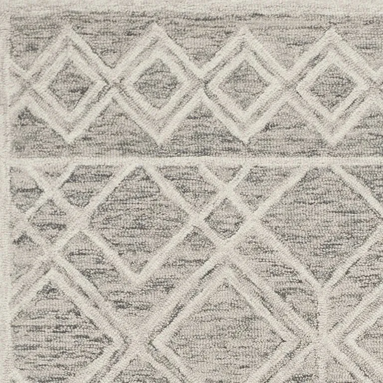 Sand Geometric Diamond Wool Area Rug Photo 2