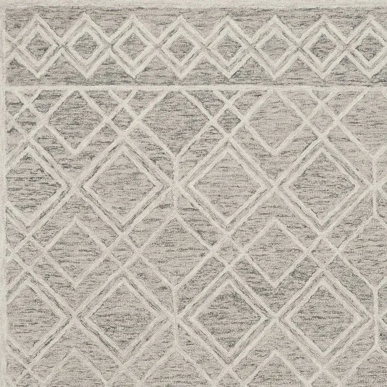 Sand Geometric Diamond Wool Area Rug Photo 3