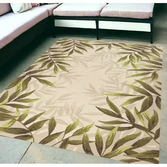 5' X 7' Sand Leaves Uv Treated Indoor Outdoor Area Rug Photo 1