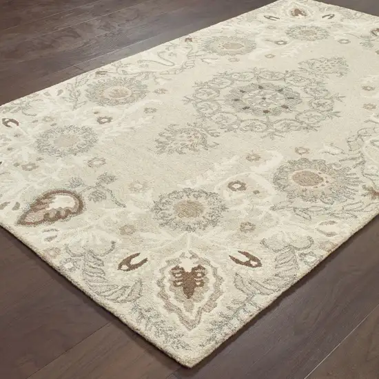 Sand Wool Floral Hand Tufted Area Rug Photo 7