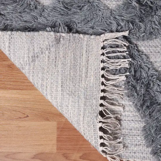 Silver And Grey Wool Geometric Flatweave Handmade Stain Resistant Area Rug With Fringe Photo 5