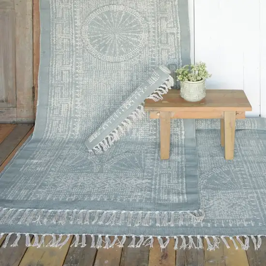 Sky Gray Distressed Medallion Runner Rug Photo 3