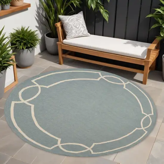 Blue Round Indoor Outdoor Area Rug Photo 1