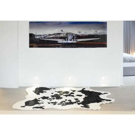 Sugarland Black And White Faux Hide - Area Rug Photo 4
