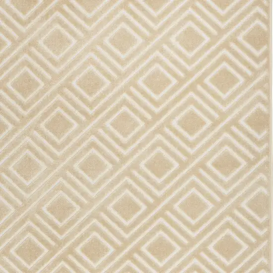 Tan Geometric Area Rug Photo 6