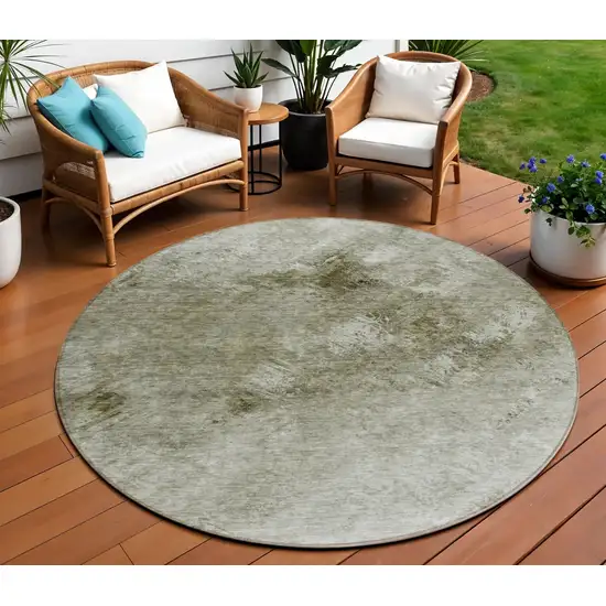 8' Taupe Beige And Brown Round Abstract Washable Indoor Outdoor Area Rug Photo 1