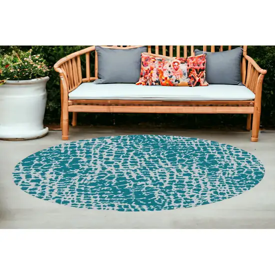 8' Teal Machine Woven Uv Treated Animal Print Indoor Outdoor Round Area Rug Photo 1