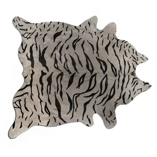 Tiger Black On Grey Cowhide - Rug Photo 1