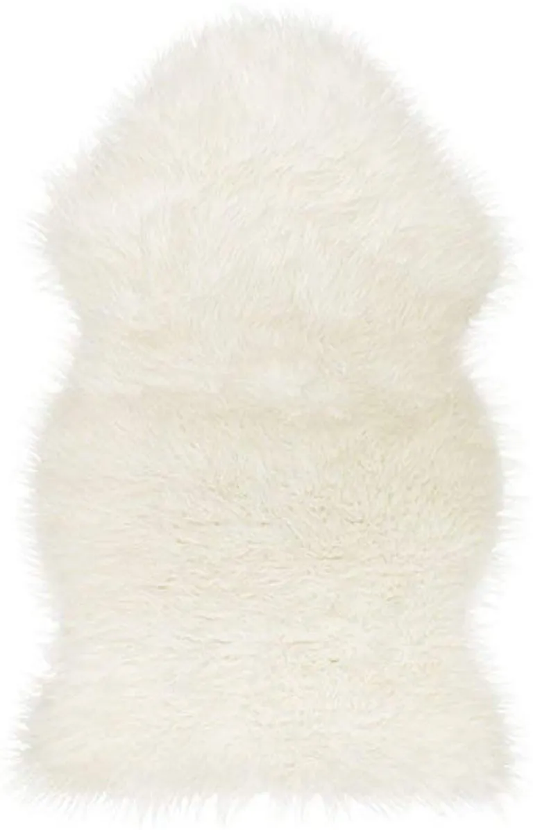 White  Natural Sheepskin Fur Area Rug Photo 1