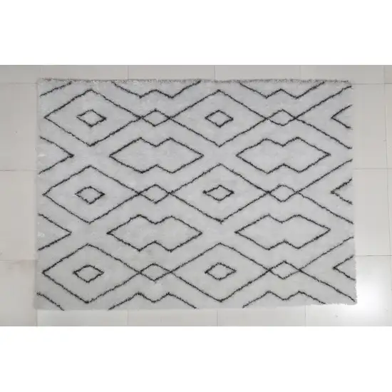 White Shag Hand Tufted Area Rug Photo 4