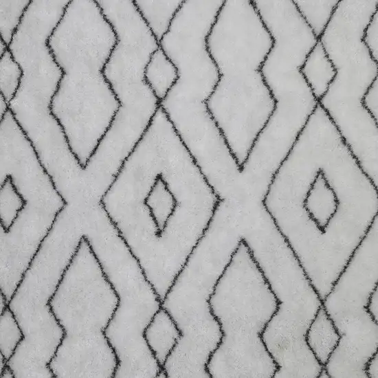 White Shag Hand Tufted Area Rug Photo 9