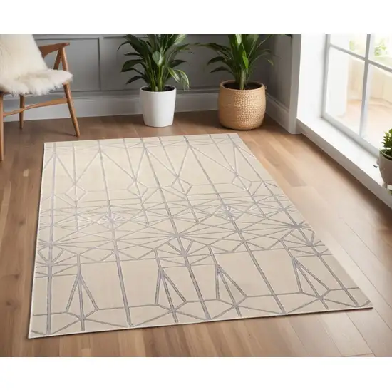 Gray and White Geometric Non Skid Area Rug Photo 1