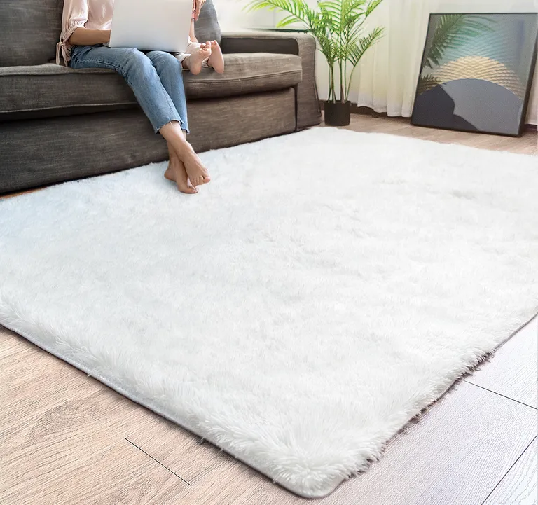 White Solid Modern Area Rug Photo 3