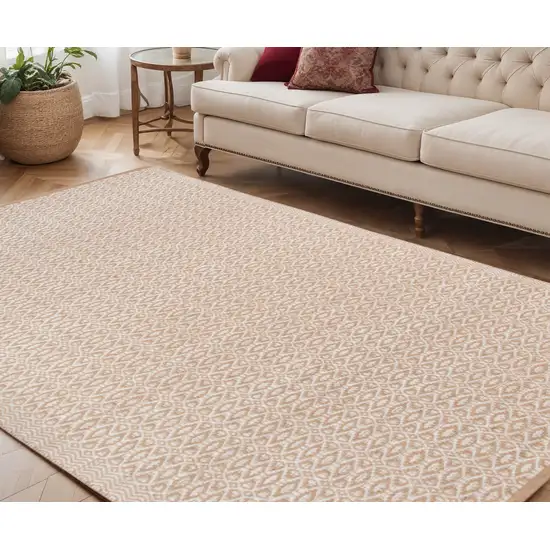 White and Tan Geometric Flatweave Handmade Area Rug Photo 1